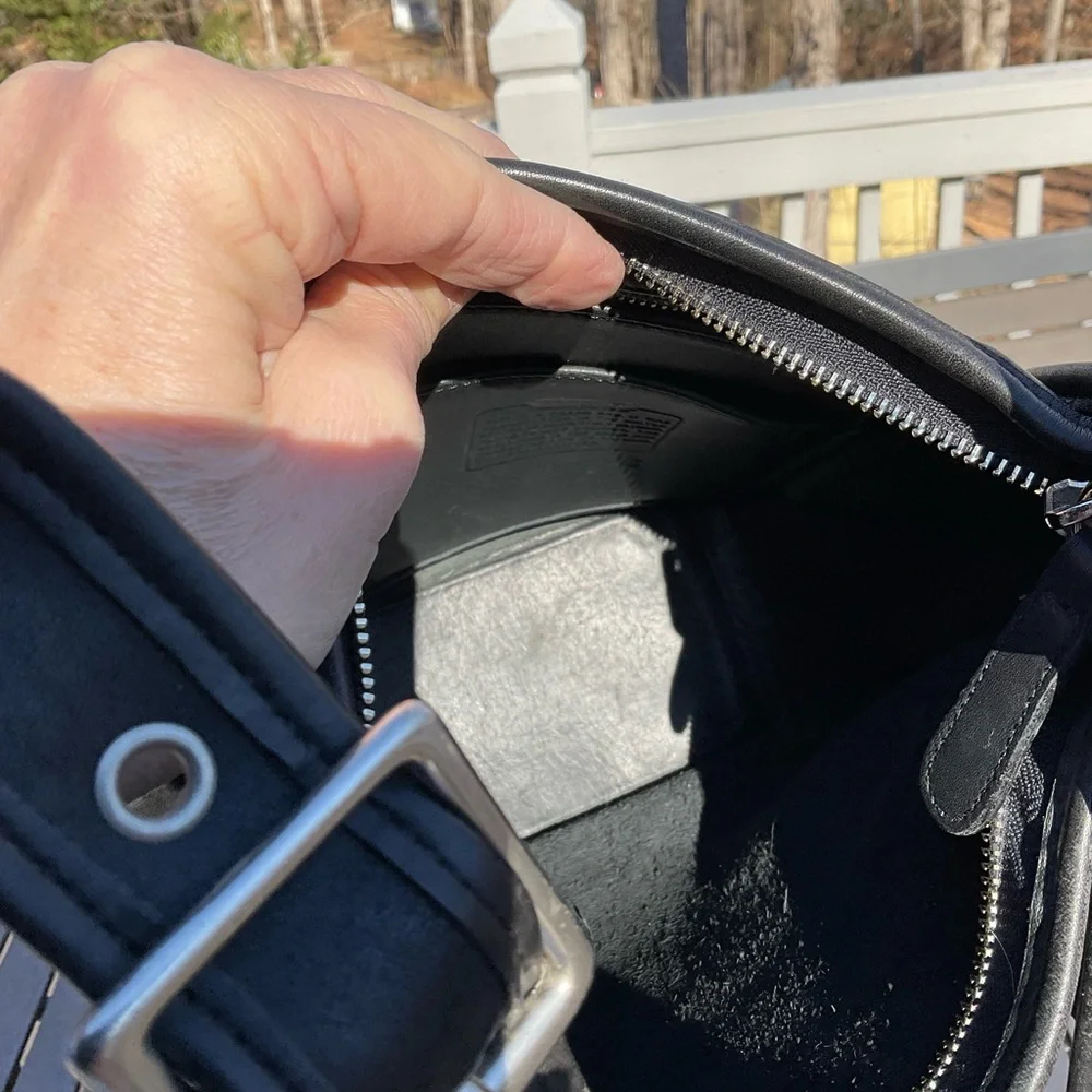 Vintage Coach Legacy Black Leather Shoulder Bag - Picture 12 of 13